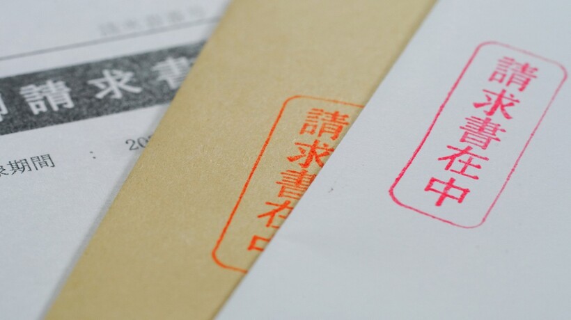 ファクタリングは請求書のみでの利用はNG！最低限必要な書類と提出書類の少ない会社